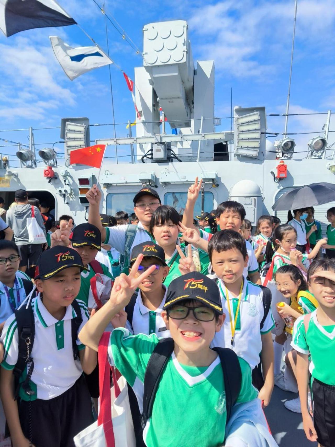 參觀昂船洲軍營