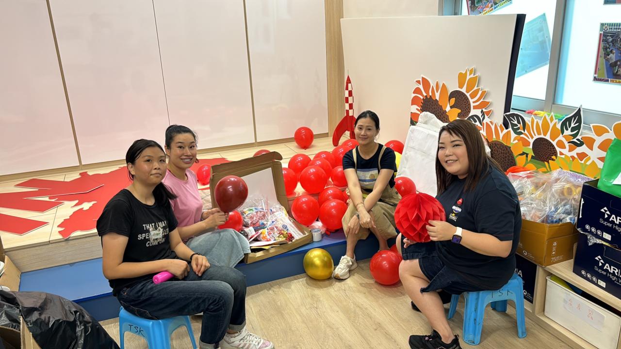 國慶七十五週年-家長義工一同準備